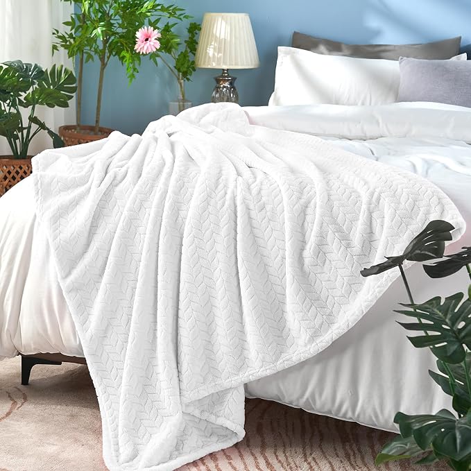 inhand White Fleece Twin Blanket, Super Soft Flannel Cozy Blankets - Image 4