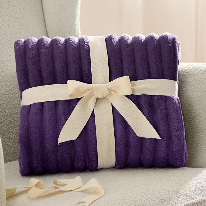 Bedsure GentleSoft Purple Fleece Blanket - Image 9