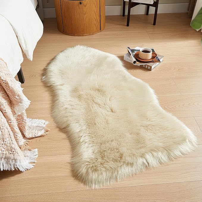 AMTOVO Faux Fur Rug, Fluffy Sheepskin Rug, Fuzzy Ultra Soft 2 x 4 ft Shag Rugs - Image 4
