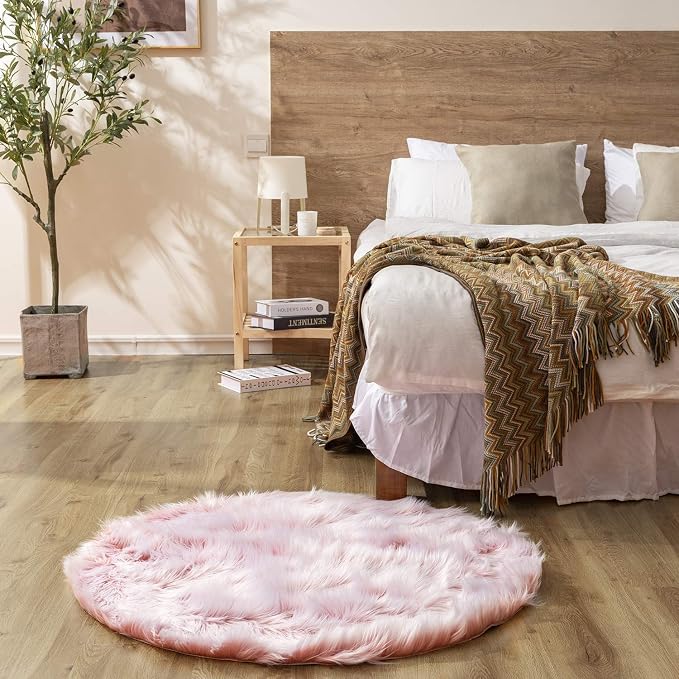 Ashler Faux Fur Rug - Image 2