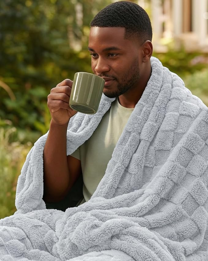 Utopia Bedding Cool Grey Checkered Fleece King Blanket - Image 9