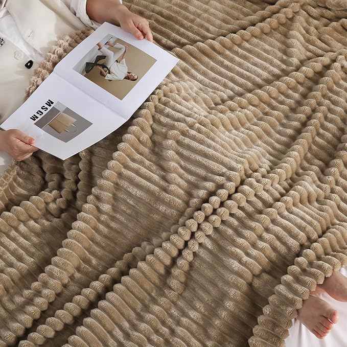 Tan Fleece Throw Blanket 60”×80” - Image 4