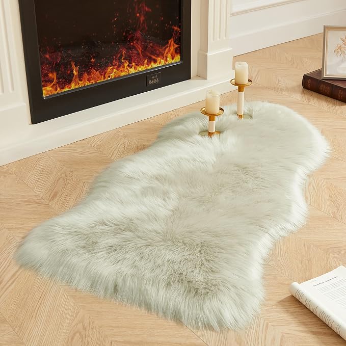 AMTOVO Faux Fur Rug, Light Grey Area Rug, Fluffy Sheepskin Rug, Fuzzy Ultra by AMTOVO