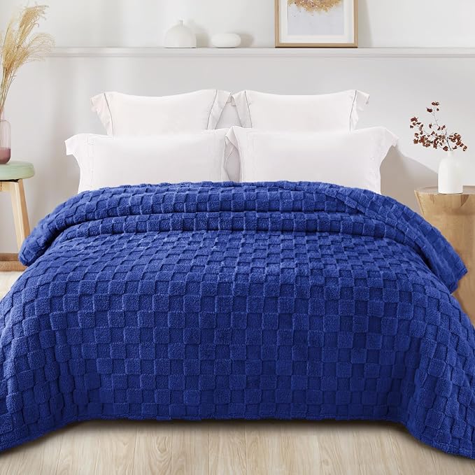 Exclusivo Mezcla Queen Size Flannel Fleece Blanket, Super Soft and Warm - Image 3