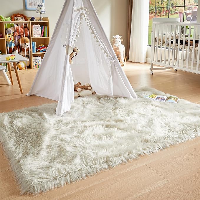 AMTOVO Faux Fur Sheepskin Rug for Living Room, 4 x 6 ft Light Grey Fluffy Area - Image 6