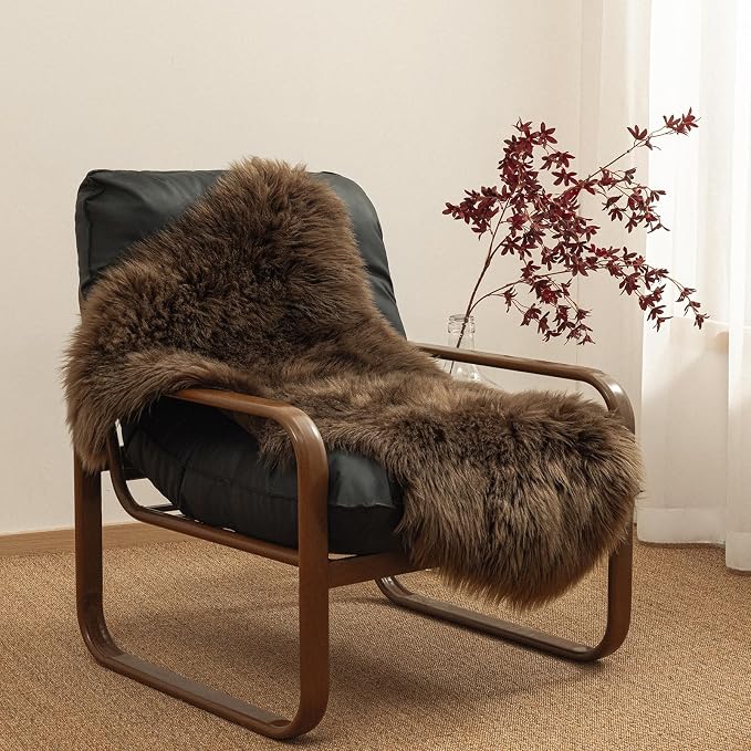 Ashler Faux Fur Rug, Fluffy Shaggy Area Rug, Ultra Soft 2 x 3 Feet Sheepskin Fur - Image 2