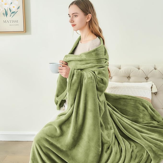 BEDELITE Fleece Blanket Sage Green Throw Blanket - Image 4