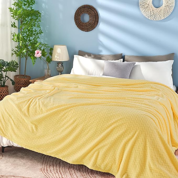 inhand Champagne Gold Fleece Throw Blanket - Image 3