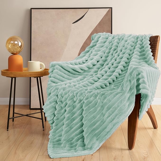 HIMEET Sage Green Ribbed Twin Blanket - Image 9