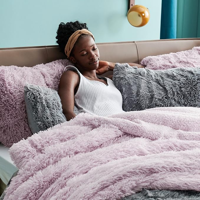 Bedsure GentleSoft Fuzzy Sherpa Faux Fur Twin Blanket Lavender Purple Cozy Gifts - Image 8