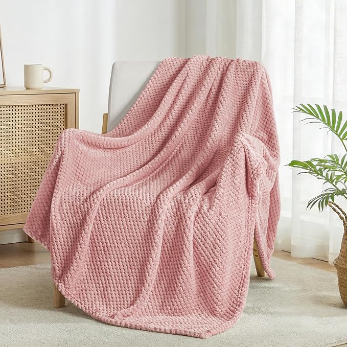 Exclusivo Mezcla Fleece Bed Blanket Twin Size, Super Soft and Warm Blankets - Image 4