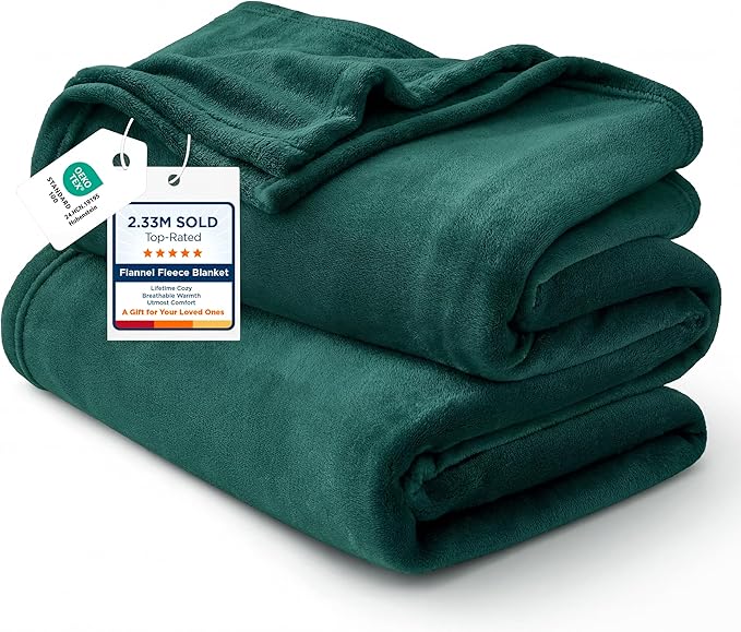 Bedsure GentleSoft Fleece Blanket Twin Size Emerald Green by BEDSURE