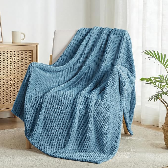 Exclusivo Mezcla Fleece Throw Blanket Extra Large, Super Soft and Warm Blankets by ExclusivoMezcla