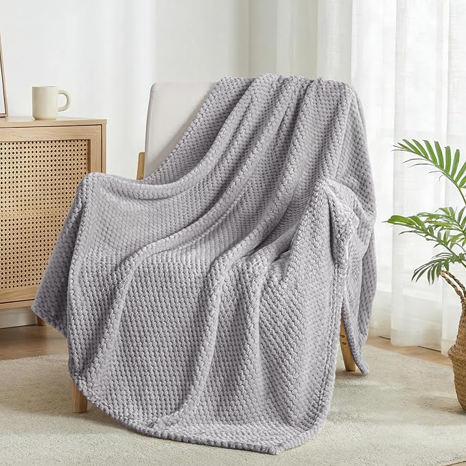 Exclusivo Mezcla Fleece Throw Blanket Extra Large, Super Soft and Warm Blankets by ExclusivoMezcla