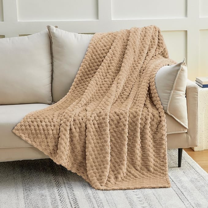 EXQ Home King Size Blanket for Bed or Couch - Image 3