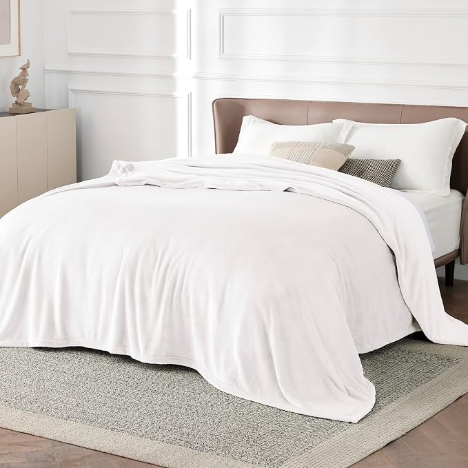 Bedsure GentleSoft Fleece Blanket California King White - Image 2