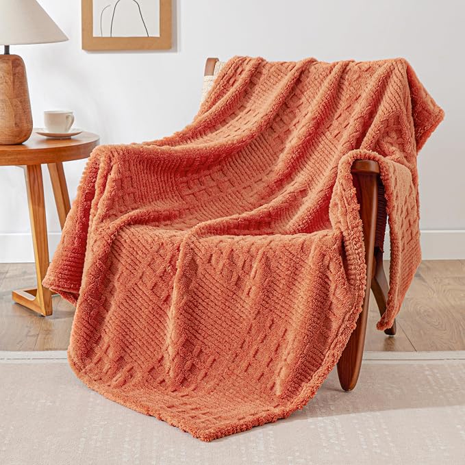 EXQ Home Fleece Throw Blanket for Couch or Bed by EXQHomeTexitleCoLtd