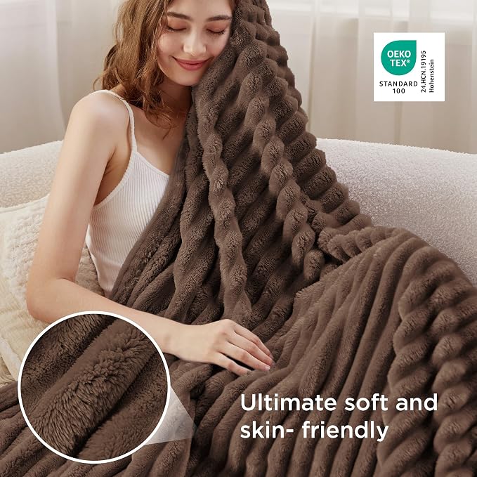 Bedsure GentleSoft Brown Fleece Blanket - Image 4