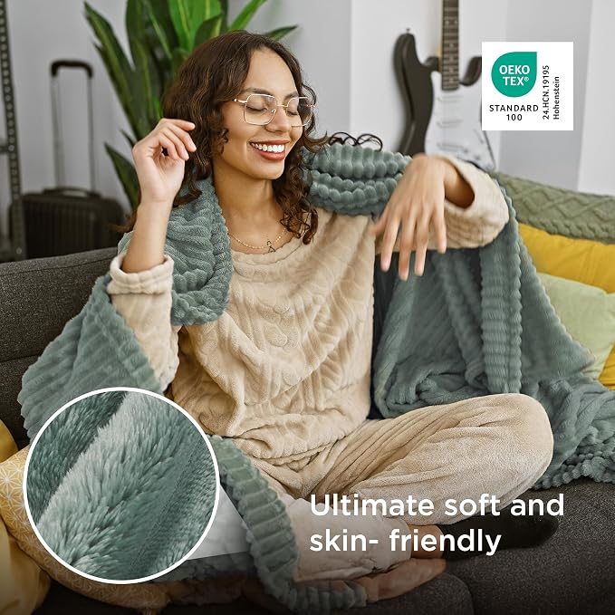 Bedsure GentleSoft Twin Blanket - Image 4