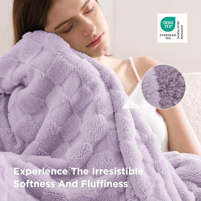 Bedsure GentleSoft Blankets Queen Size - Image 4