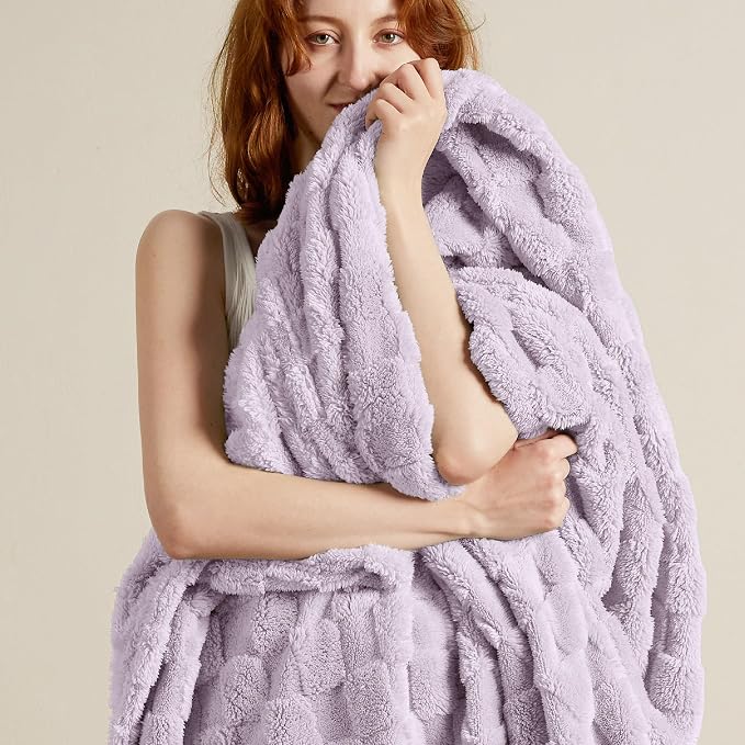 Bedsure GentleSoft Twin Blanket by BEDSURE