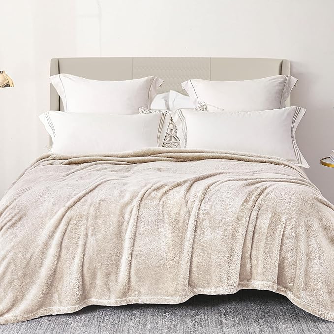 Exclusivo Mezcla Plush Fuzzy Fleece Bed Blanket Queen Size, Super Soft by ExclusivoMezcla