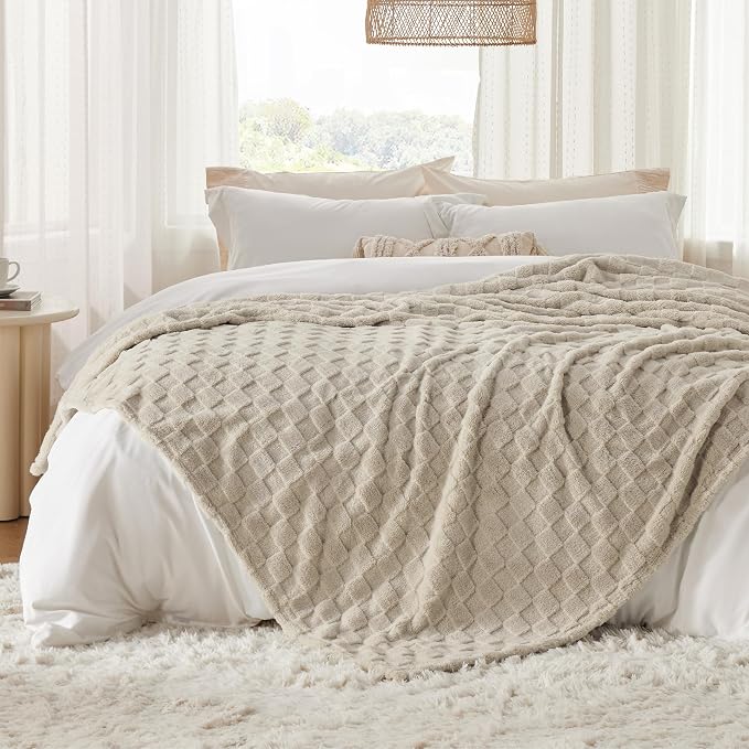 Bedsure GentleSoft King Size Blanket - Image 5