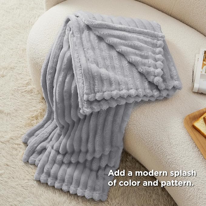 Bedsure GentleSoft Grey Throw Blanket - Image 5