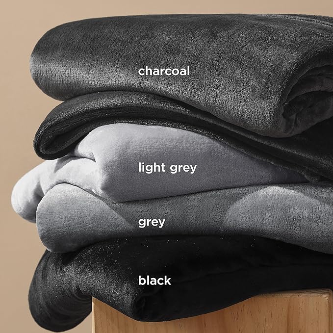 Bedsure Charcoal Fleece Blanket 50x70 Blanket - Image 4