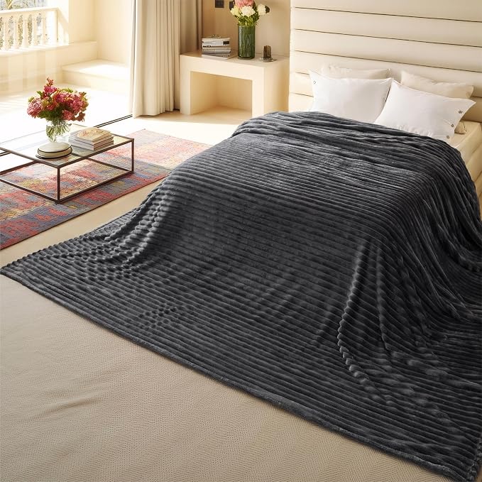 Bedsure GentleSoft Large Fleece Blanket - Image 7