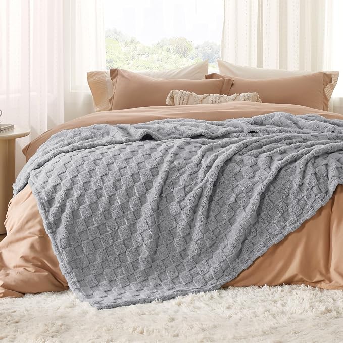 Bedsure GentleSoft King Size Blanket - Image 5
