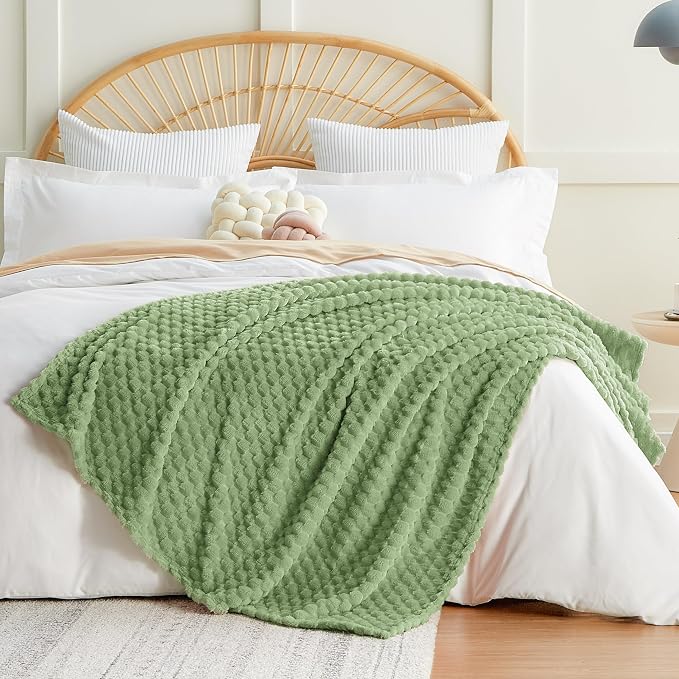 EXQ Home Fleece Blanket Twin Size - Image 2