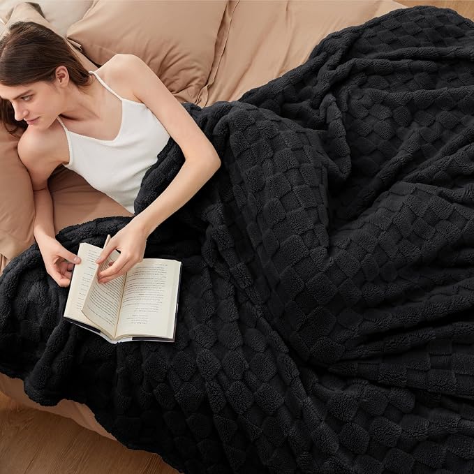 Bedsure GentleSoft King Size Blanket - Image 2
