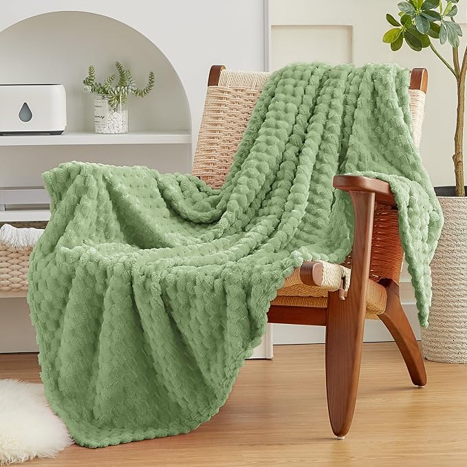 EXQ Home Fleece Blanket Twin Size by EXQHomeTexitleCoLtd
