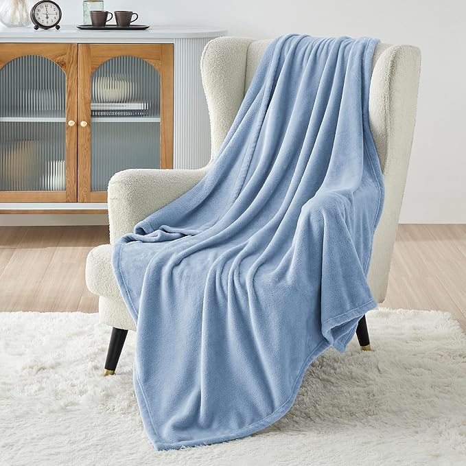 Bedsure Fleece Throw Blanket for Couch Light Blue - Image 2