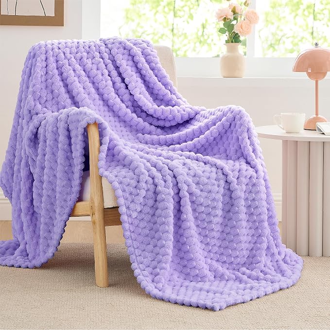 BEDELITE Fleece Twin Blanket for Couch & Bed - Image 9