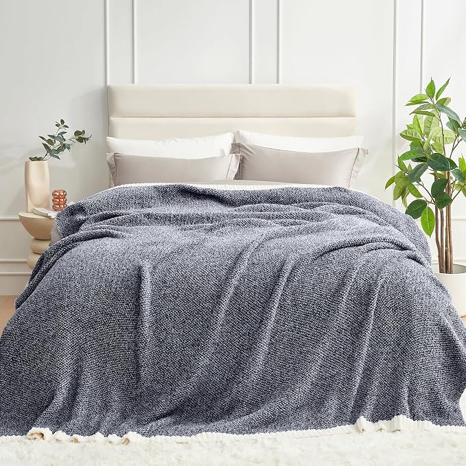 Snuggle Sac Oversized Navy Blanket, Twin XL Size - Image 8