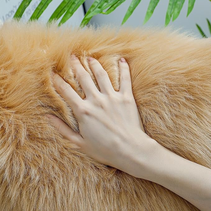 linmopm Faux Fur Rug Sheepskin Shag Fluffy Fuzzy Beige 3x3 ft Rugs - Image 4