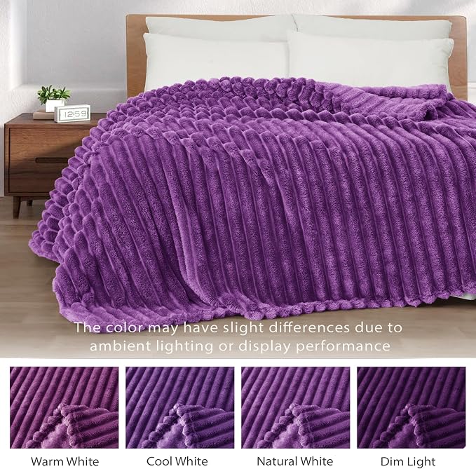 Exclusivo Mezcla Queen Size Flannel Fleece Blanket, Super Soft Striped Jacquard - Image 3