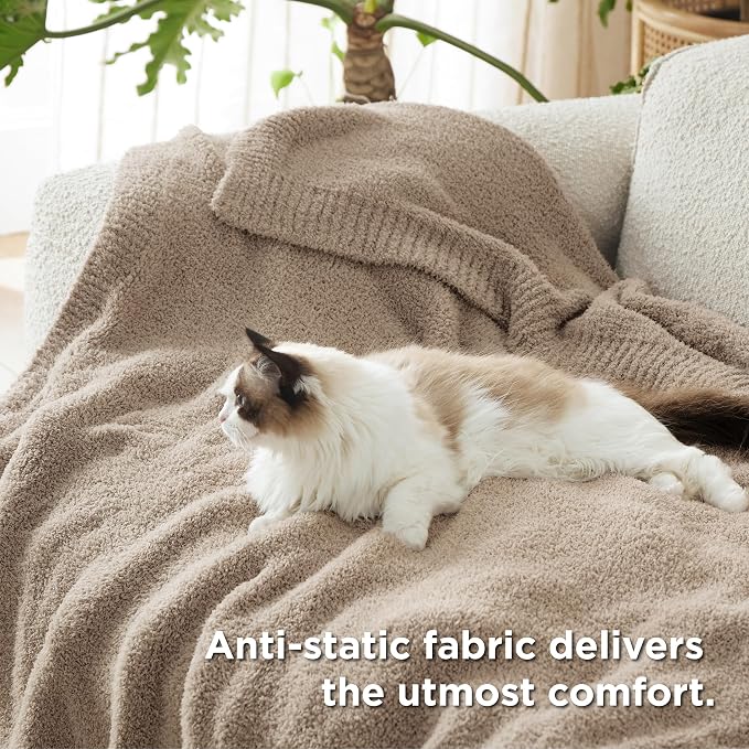 Bedsure Gentlesoft Cozy Knit Throw Blanket - Image 4
