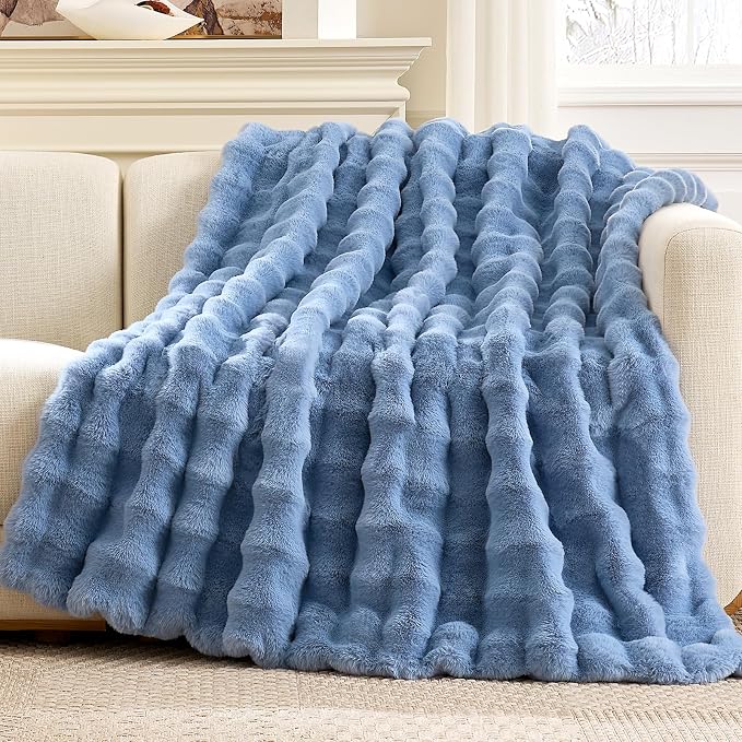 Cozy Bliss Faux Fur Bubble Throw Blanket - Image 2