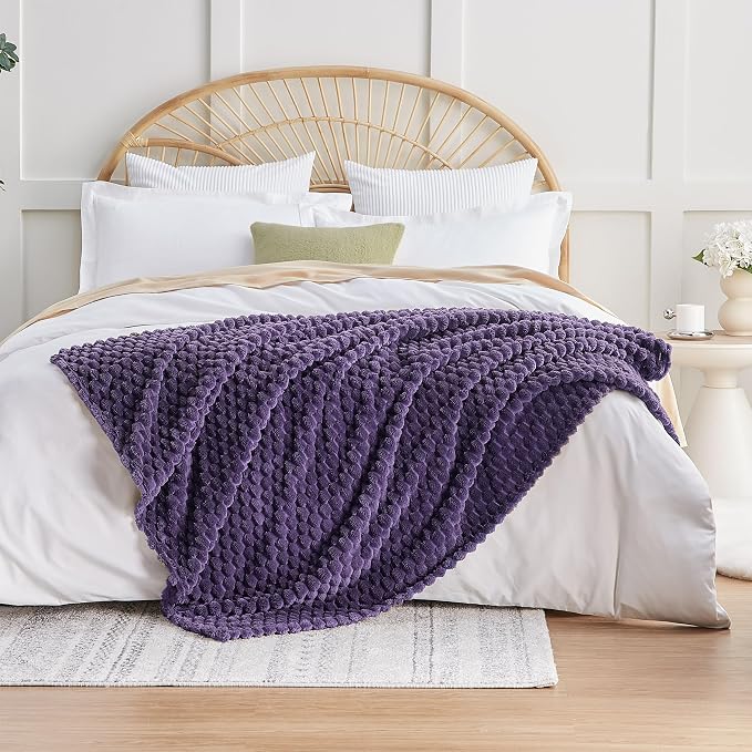EXQ Home Fleece Throw Blanket for Couch or Bed - Image 2