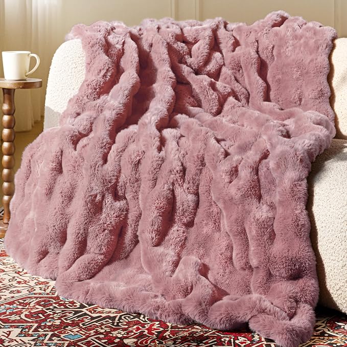 Ultra Soft Cozy Faux Fur Throw Blanket, Fuzzy Plush Thick Bubble Blanket by blunique