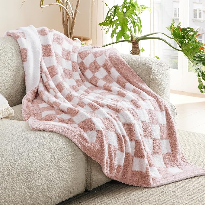 Bedsure GentleSoft Pink Checkered Throw Blanket - Image 3