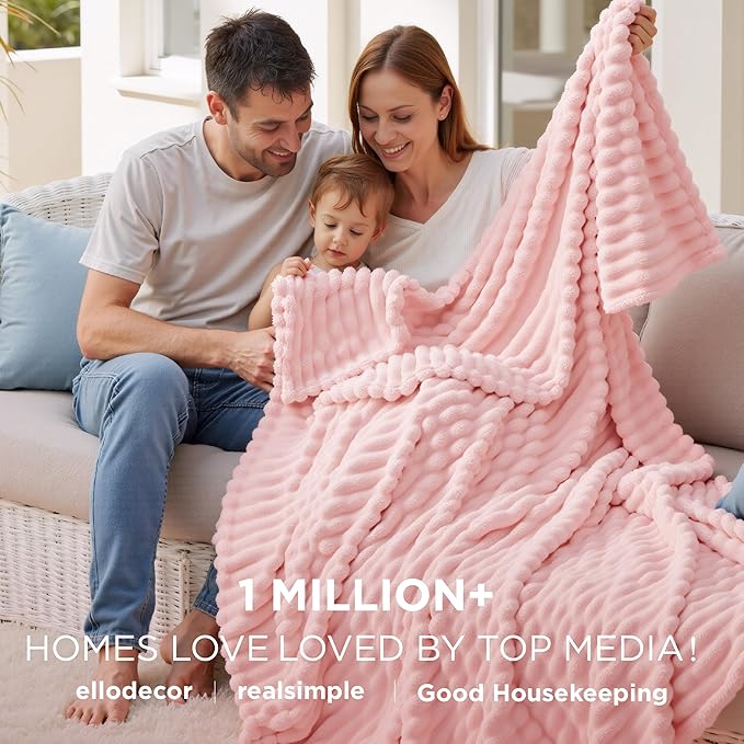 Bedsure GentleSoft Coral Pink Fleece Blanket - Image 2