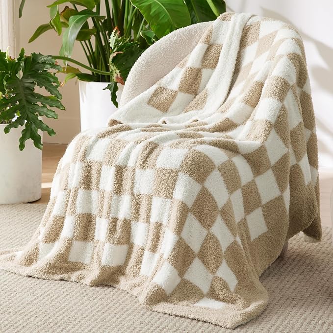 Bedsure GentleSoft Checkered Twin Blanket - Image 3