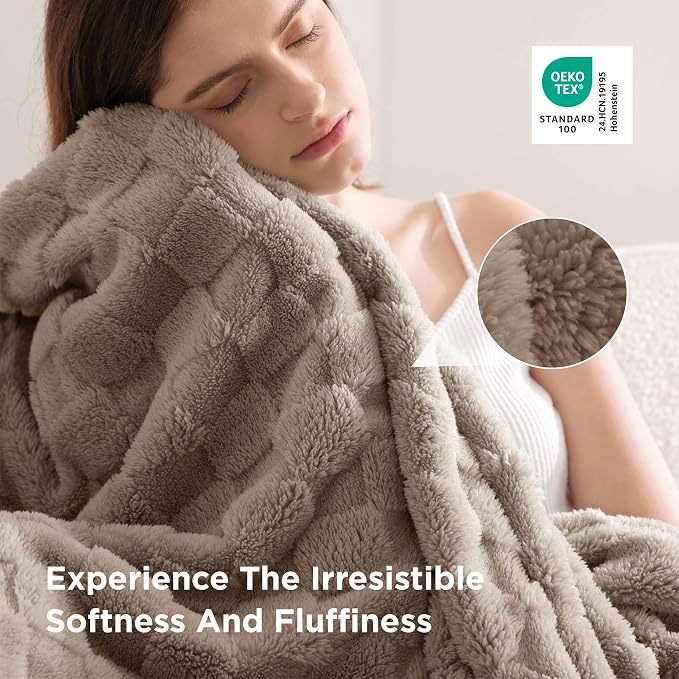 Bedsure GentleSoft Light Brown Twin XL Blanket - Image 4