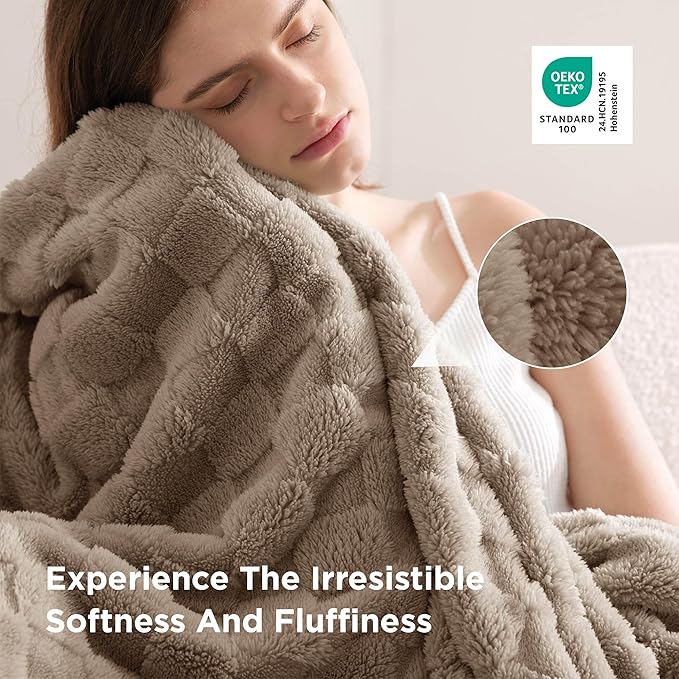 Bedsure GentleSoft King Size Blanket - Image 4