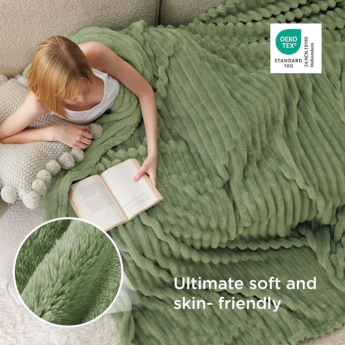 Bedsure GentleSoft Reseda Fleece Queen Blanket - Image 4