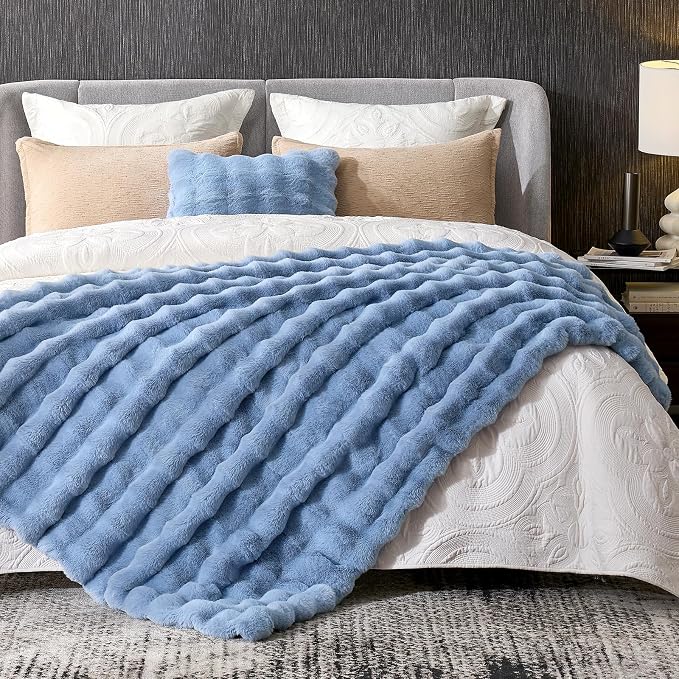 Cozy Bliss Faux Fur Bubble Throw Blanket - Image 3
